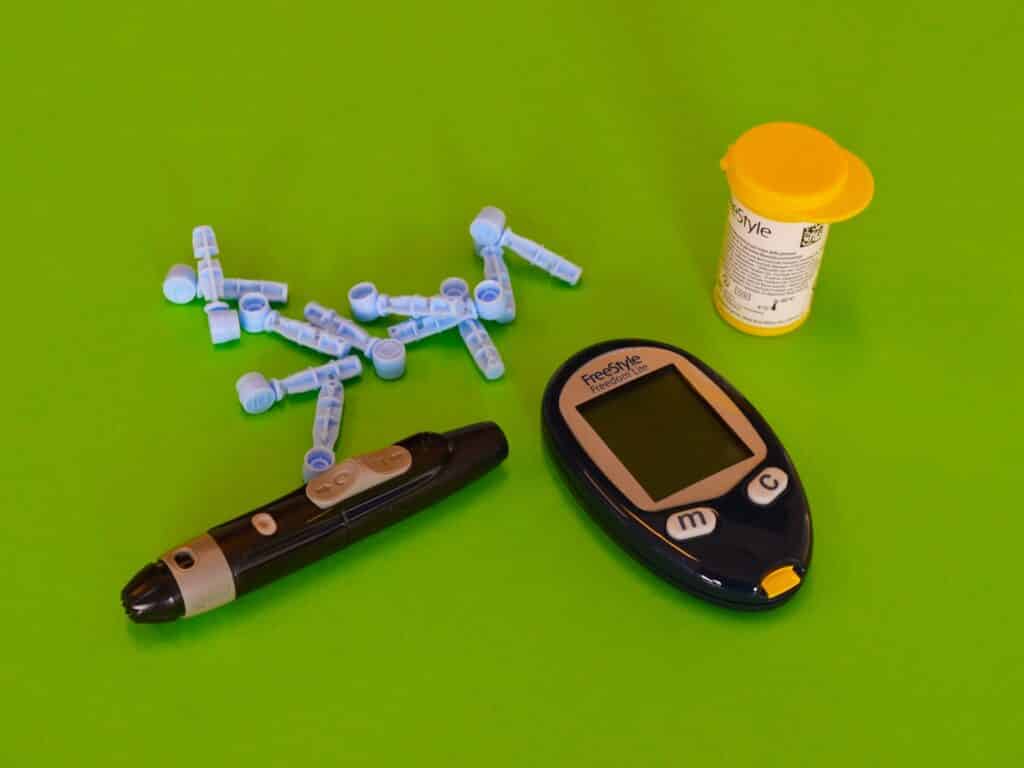 Real-Time CGM Lowers HbA1c