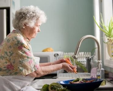 Seven Ways Seniors Can Manage Their Blood Sugar Levels